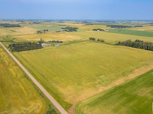 26060 Twp Rd 500, Rural Leduc County, AB 