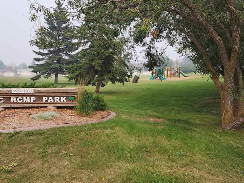 5429 51 Av, St. Paul Town, AB 