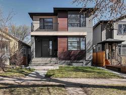 9848 80 AV NW  Edmonton, AB T6E 1T1