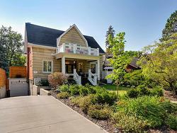 10347 VILLA AV NW  Edmonton, AB T5N 3T9