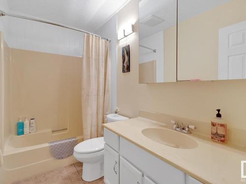 18921 98 Avenue, Edmonton, AB - Indoor Photo Showing Bathroom