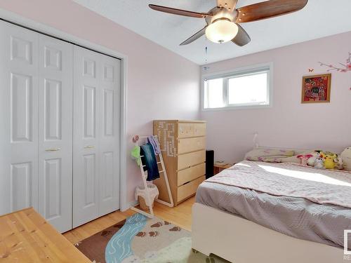 18921 98 Avenue, Edmonton, AB - Indoor Photo Showing Bedroom