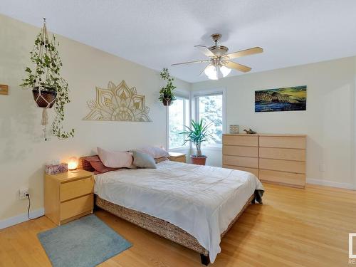 18921 98 Avenue, Edmonton, AB - Indoor Photo Showing Bedroom