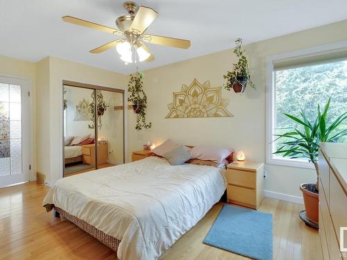 18921 98 Avenue, Edmonton, AB - Indoor Photo Showing Bedroom