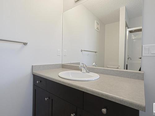 18055 85 St Nw Nw, Edmonton, AB 