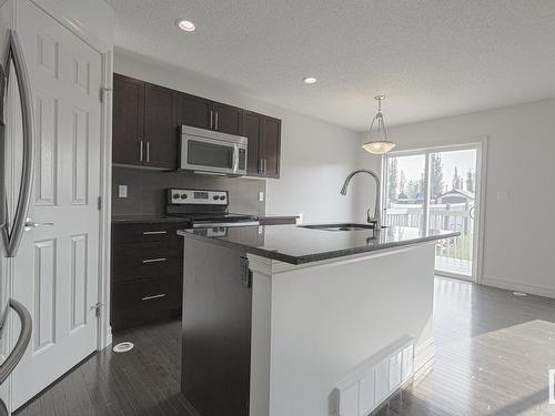 18055 85 St Nw Nw, Edmonton, AB 