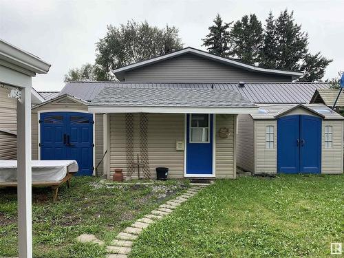 723 7 St, Rural Lac Ste. Anne County, AB 