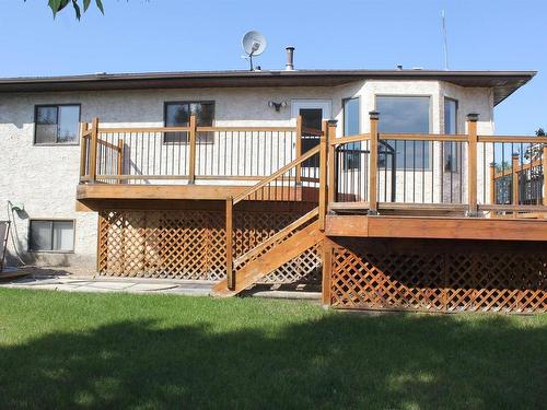 5129 58 Av, Elk Point, AB 