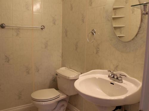 5129 58 Avenue, Elk Point, AB - Indoor Photo Showing Bathroom