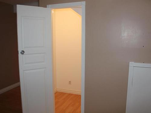 5129 58 Avenue, Elk Point, AB - Indoor Photo Showing Other Room