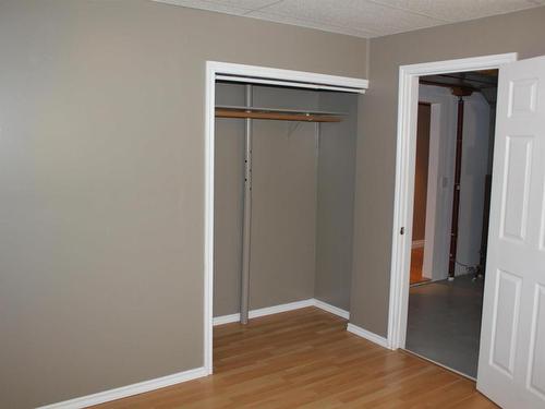 5129 58 Avenue, Elk Point, AB - Indoor Photo Showing Other Room