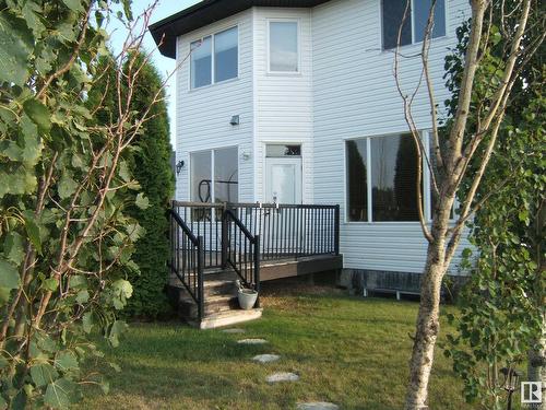 26 Whitetail Crescent, Mundare, AB - Outdoor