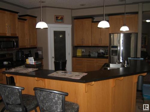 26 Whitetail Crescent, Mundare, AB - Indoor Photo Showing Kitchen With Double Sink