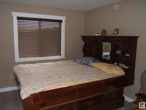 26 Whitetail Crescent, Mundare, AB - Indoor Photo Showing Bedroom