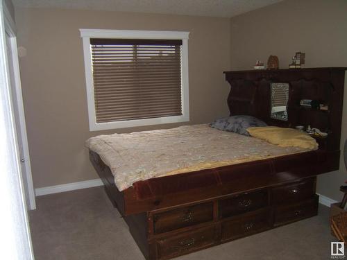 26 Whitetail Crescent, Mundare, AB - Indoor Photo Showing Bedroom