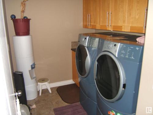 26 Whitetail Crescent, Mundare, AB - Indoor Photo Showing Laundry Room