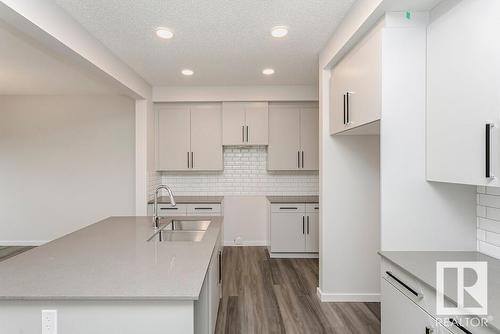 17403 2 St Nw, Edmonton, AB 