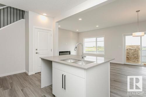 17403 2 St Nw, Edmonton, AB 