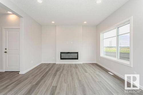 17403 2 St Nw, Edmonton, AB 