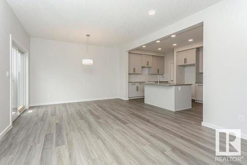 17403 2 St Nw, Edmonton, AB 