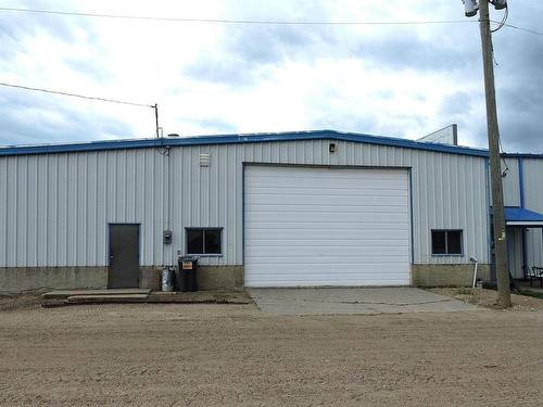 5116 47 Avenue, Lamont, AB 