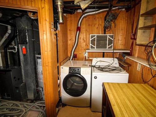 St. Paul Town, AB - Indoor Photo Showing Laundry Room