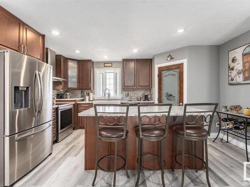 4405 44 Avenue, Bonnyville Town, AB - Indoor Photo Showing Kitchen With Stainless Steel Kitchen With Upgraded Kitchen