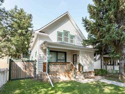 11432 93 ST NW  Edmonton, AB T5G 1C4