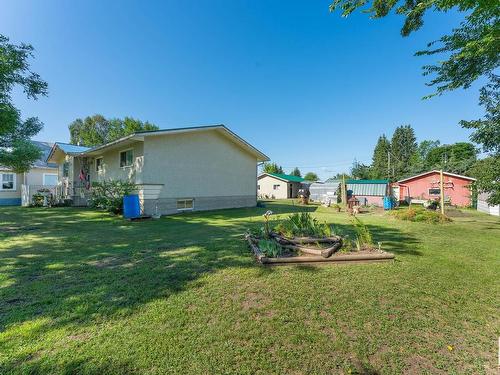 4628 Maria Dr, Smoky Lake Town, AB 