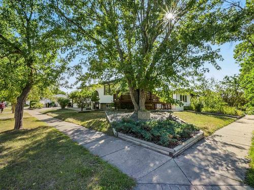 9304 96 St, Fort Saskatchewan, AB 