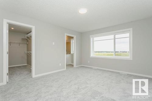 17239 2 St Nw, Edmonton, AB 