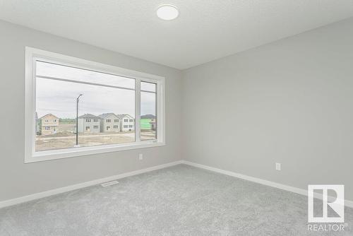 17239 2 St Nw, Edmonton, AB 