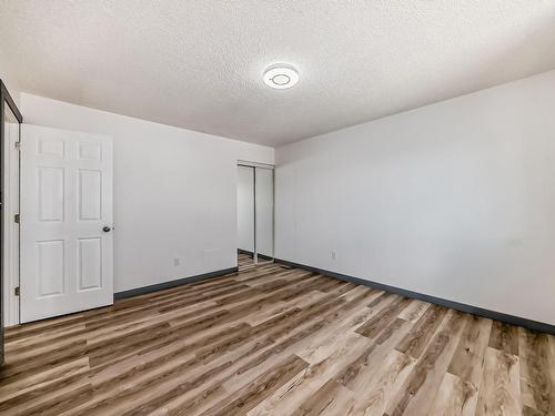 18704 54 Av Nw Nw, Edmonton, AB 