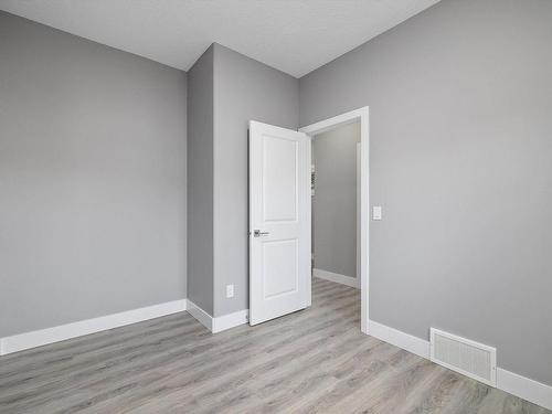 12053 122 St Nw, Edmonton, AB 