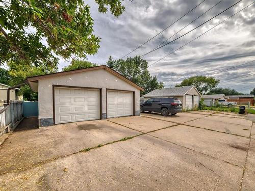 13544 108 St Nw, Edmonton, AB 