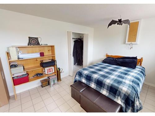 5228 46 Avenue, Drayton Valley, AB - Indoor Photo Showing Bedroom