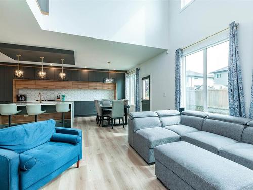 65 Lilac Bay, Spruce Grove, AB - Indoor Photo Showing Living Room