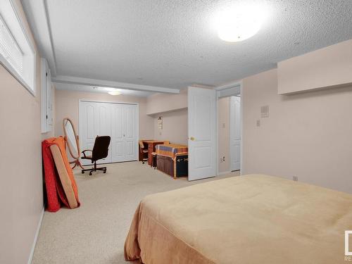 336 Grand Meadow Crescent, Edmonton, AB - Indoor Photo Showing Bedroom