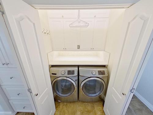 4903 58 Street, Barrhead, AB - Indoor Photo Showing Laundry Room