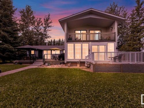 400 Poplar Bay Dr, Rural Wetaskiwin County, AB 