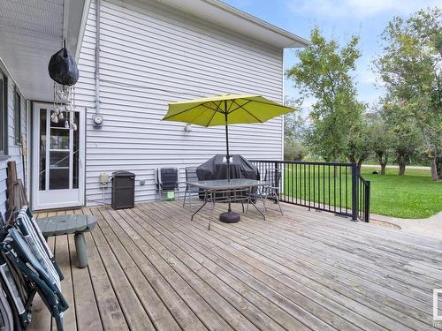 400 Poplar Bay Dr, Rural Wetaskiwin County, AB 