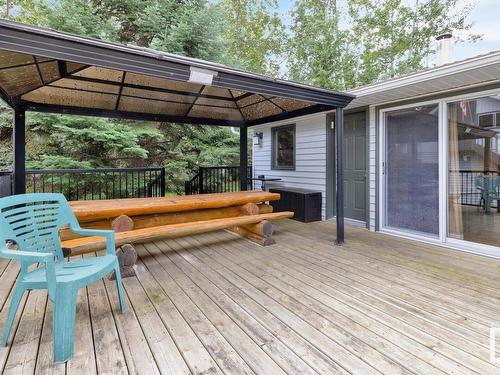 400 Poplar Bay Dr, Rural Wetaskiwin County, AB 