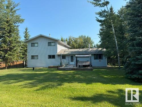 400 Poplar Bay Dr, Rural Wetaskiwin County, AB 