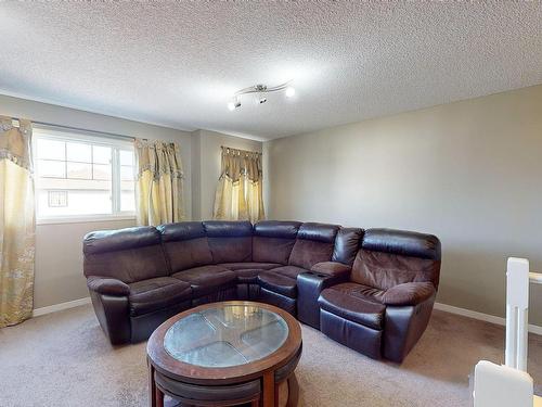 1651 28 Street, Edmonton, AB - Indoor Photo Showing Living Room