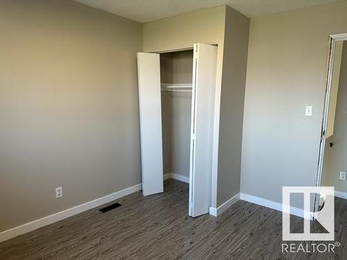 #12 14230 80 St Nw, Edmonton, AB 