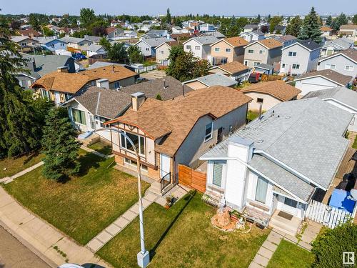 3626 44 Av Nw, Edmonton, AB 