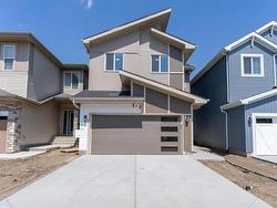 15658 18 AV SW  Edmonton, AB T6W 5C2