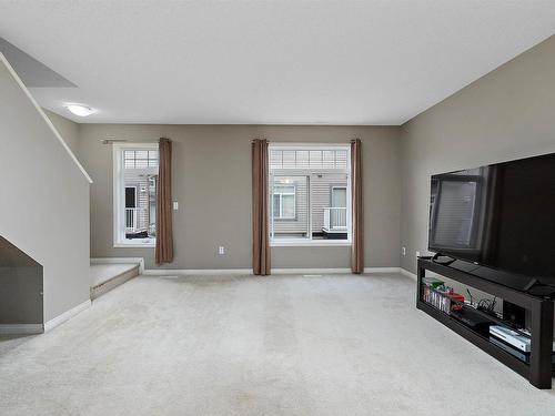 22 465 Hemingway Road, Edmonton, AB - Indoor