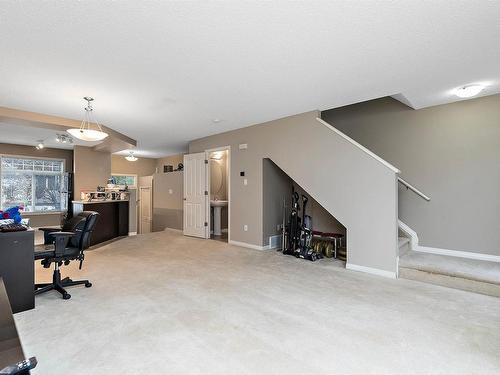 22 465 Hemingway Road, Edmonton, AB - Indoor