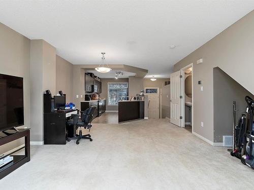 22 465 Hemingway Road, Edmonton, AB - Indoor